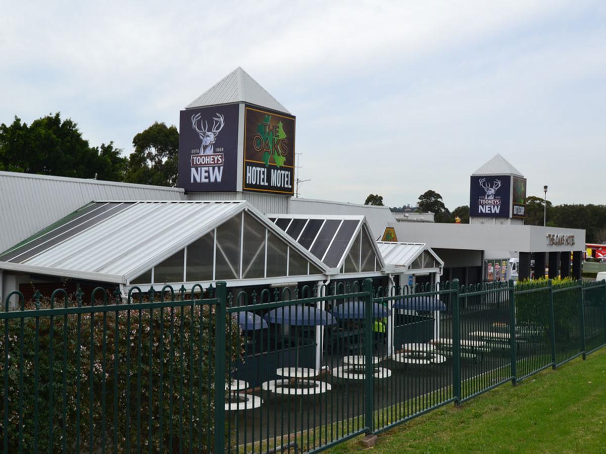 The Oaks Hotel Motel Albion Park Exteriér fotografie